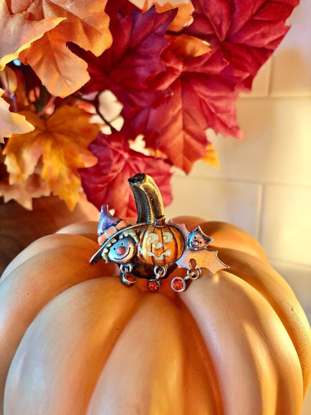 Vintage AJMC Halloween Witch Pumpkin Bat Brooch Silvertone Rhinestone